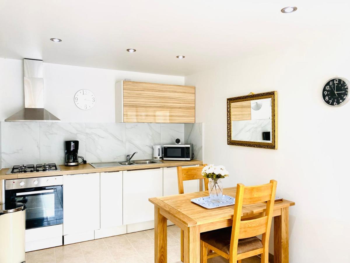Amber Lodge Hickstead-C Haywards Heath Dış mekan fotoğraf